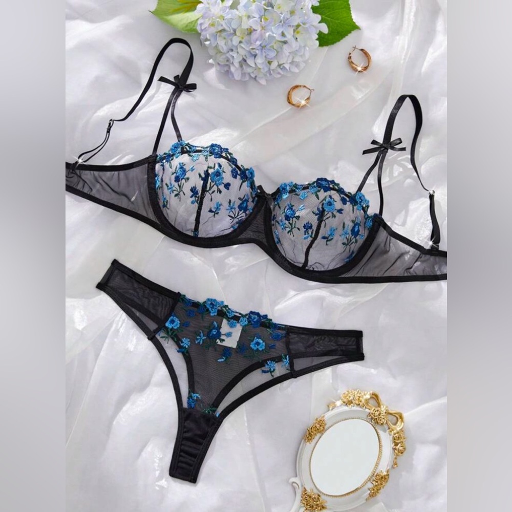 Black and Blue Floral Embroidered Lingerie Set